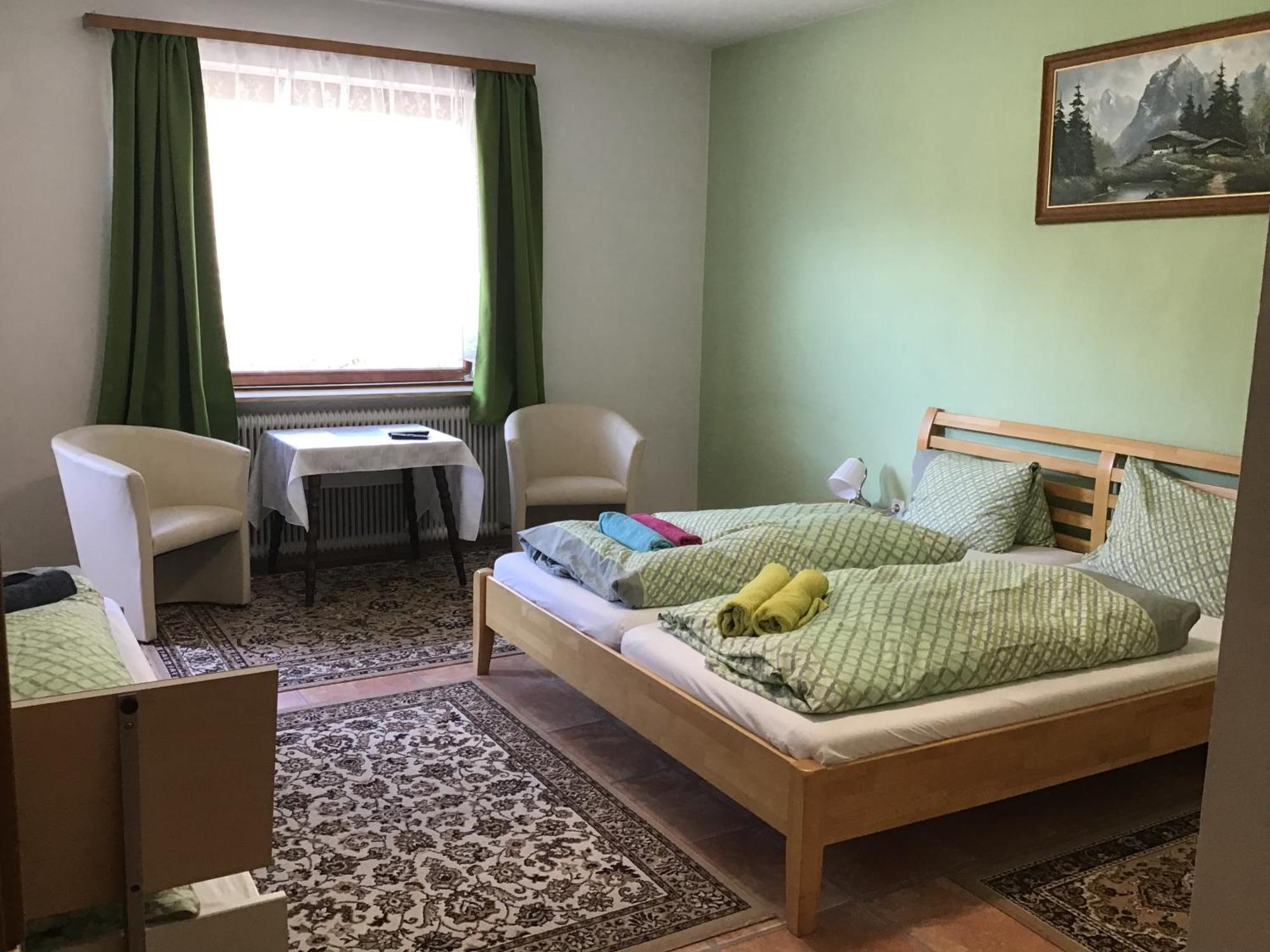Guesthouse Mountain View Großkirchheim エクステリア 写真
