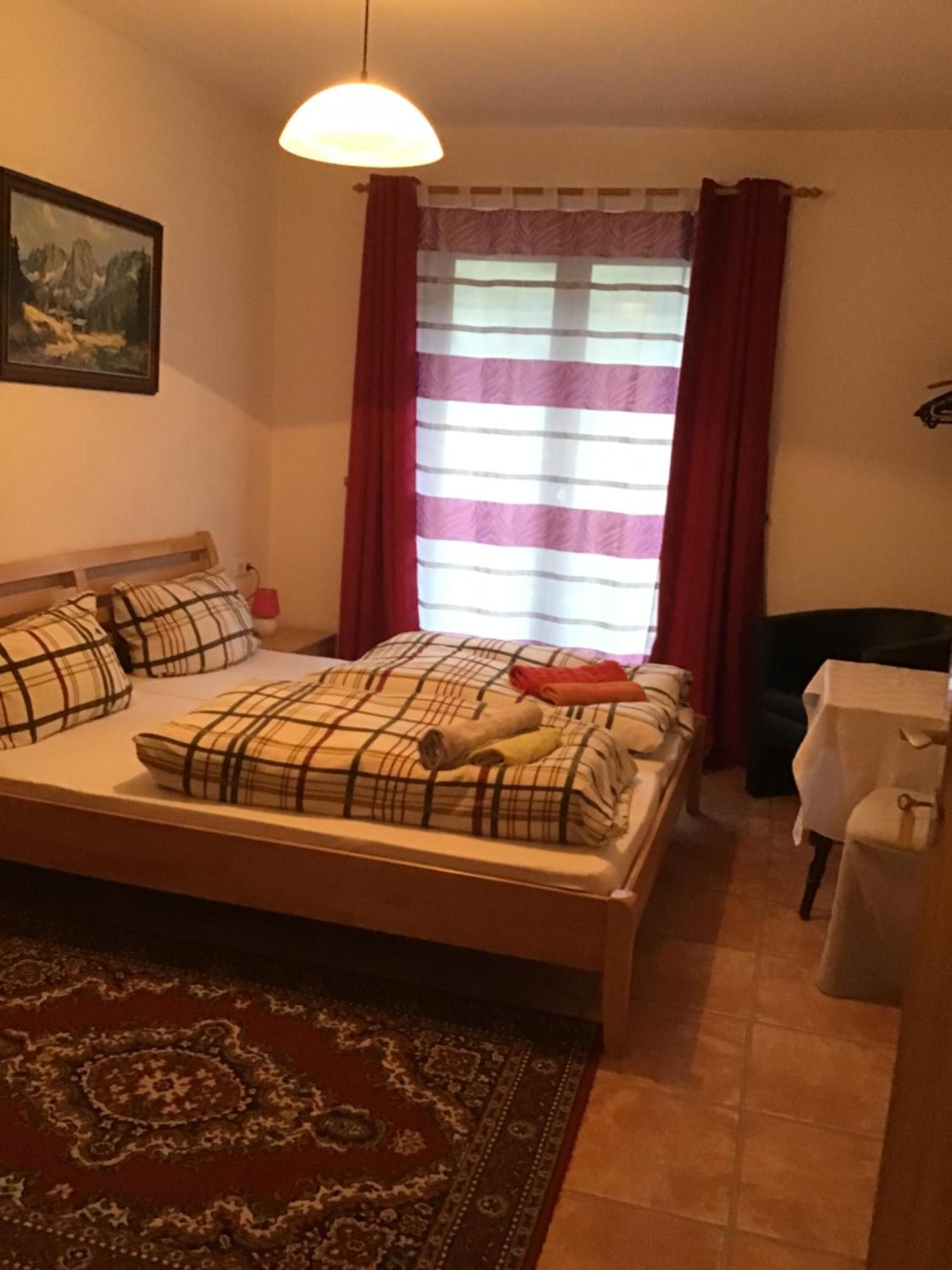 Guesthouse Mountain View Großkirchheim エクステリア 写真
