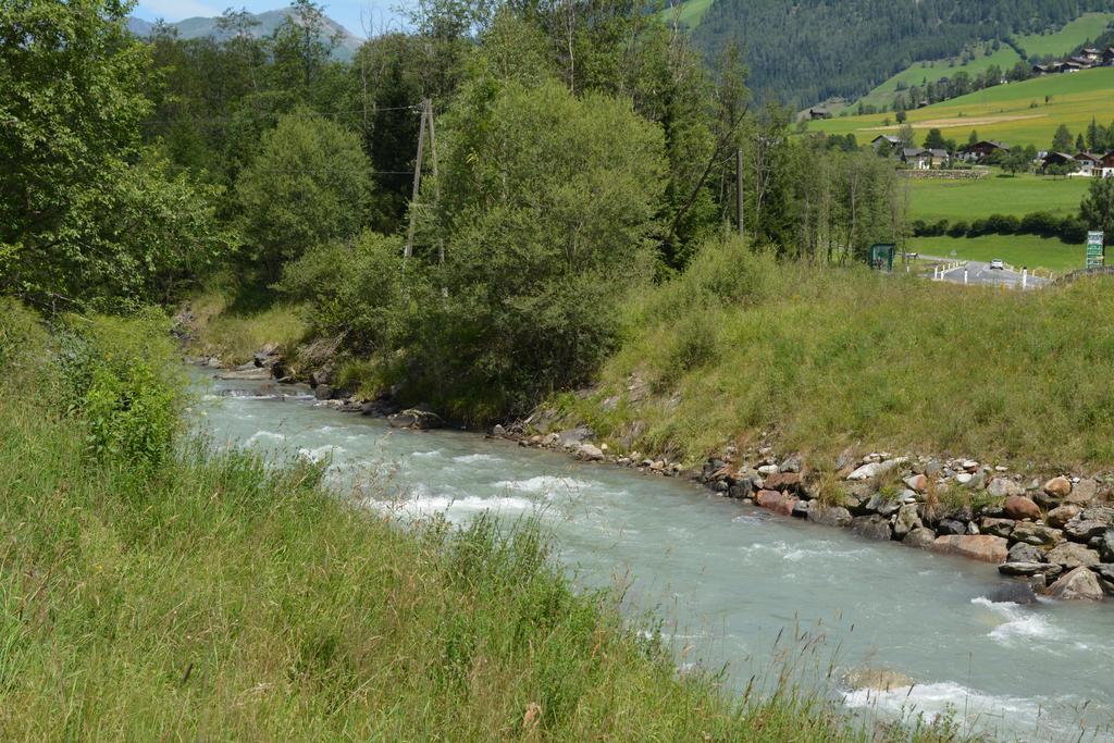 Guesthouse Mountain View Großkirchheim エクステリア 写真