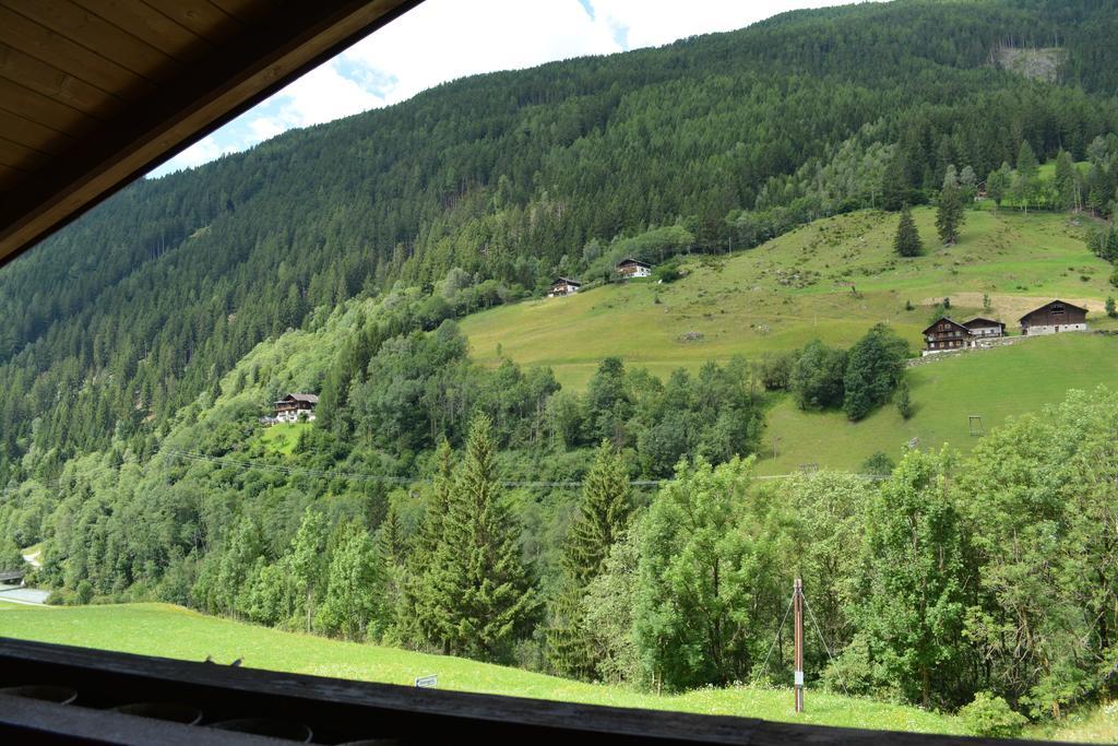 Guesthouse Mountain View Großkirchheim エクステリア 写真