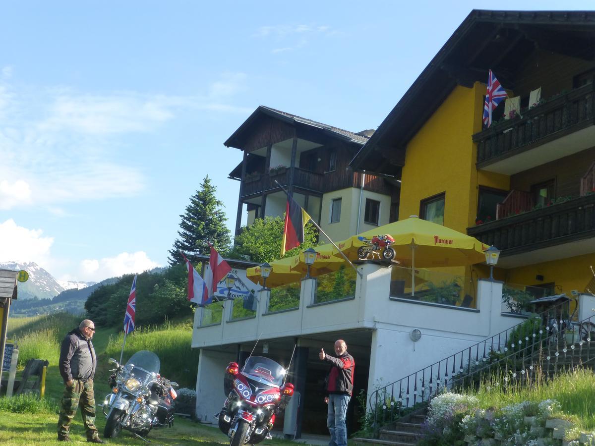 Guesthouse Mountain View Großkirchheim エクステリア 写真